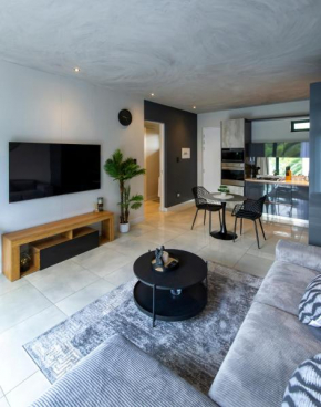 Amywealth Luxury Apartment